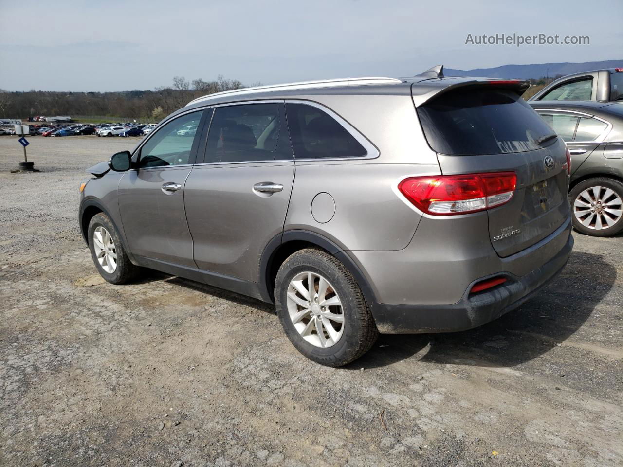 2018 Kia Sorento Lx Gray vin: 5XYPG4A30JG380530