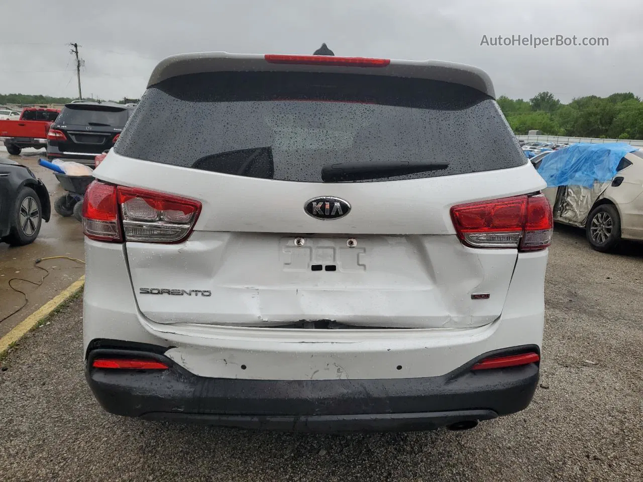 2018 Kia Sorento Lx White vin: 5XYPG4A30JG404079