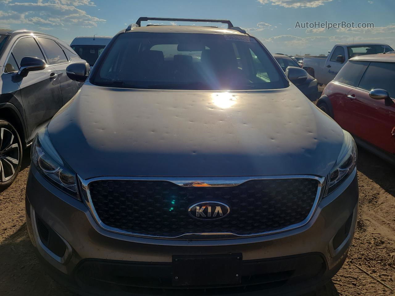 2017 Kia Sorento Lx Серый vin: 5XYPG4A31HG244112