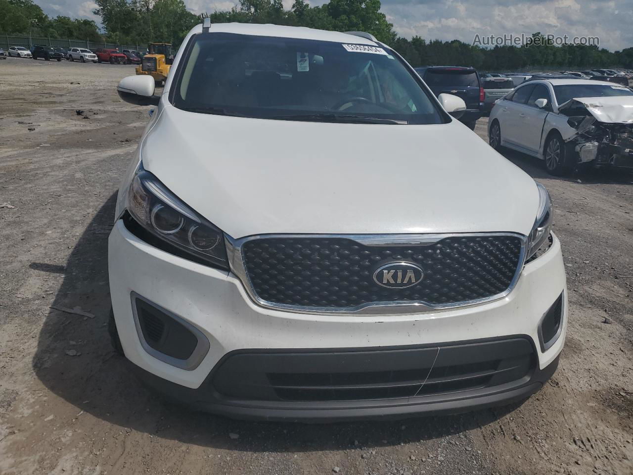 2017 Kia Sorento Lx White vin: 5XYPG4A31HG269690