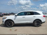 2018 Kia Sorento 2.4l Lx White vin: 5XYPG4A31JG366748