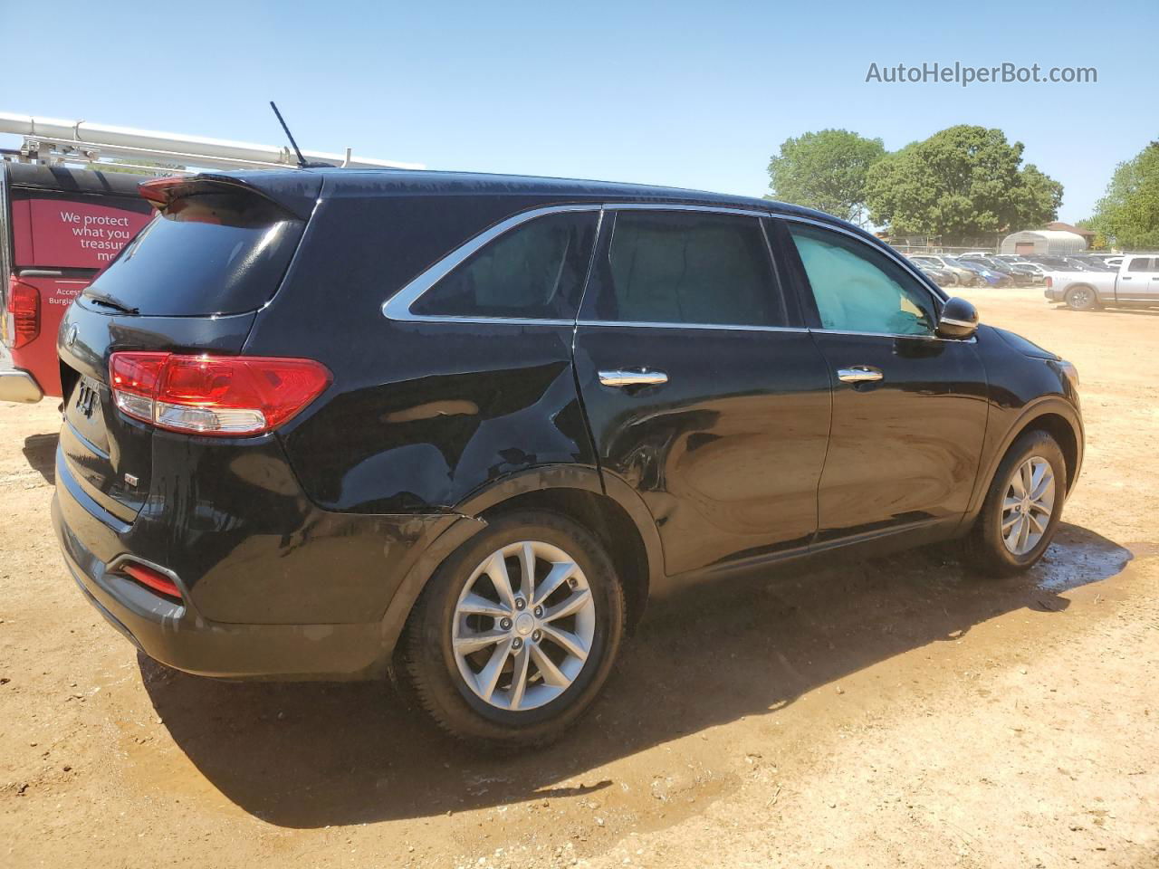 2018 Kia Sorento Lx Черный vin: 5XYPG4A31JG425359