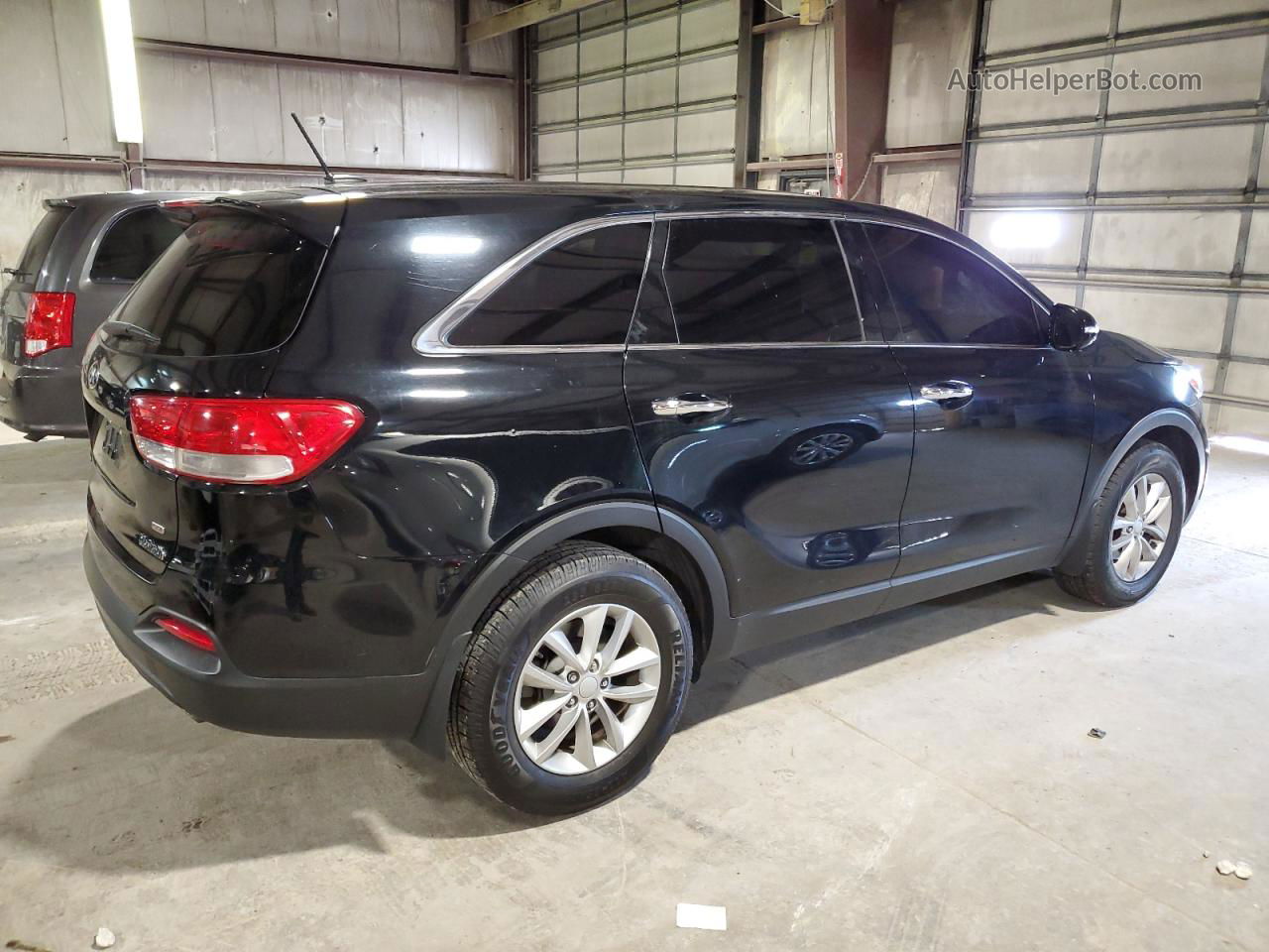 2017 Kia Sorento Lx Черный vin: 5XYPG4A32HG211118