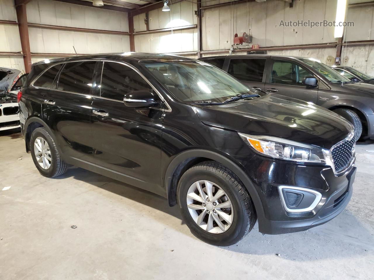 2017 Kia Sorento Lx Black vin: 5XYPG4A32HG211118