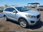 2017 Kia Sorento 2.4l Lx Серебряный vin: 5XYPG4A32HG219753