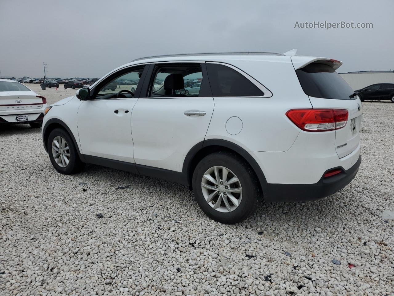 2017 Kia Sorento Lx White vin: 5XYPG4A32HG325250