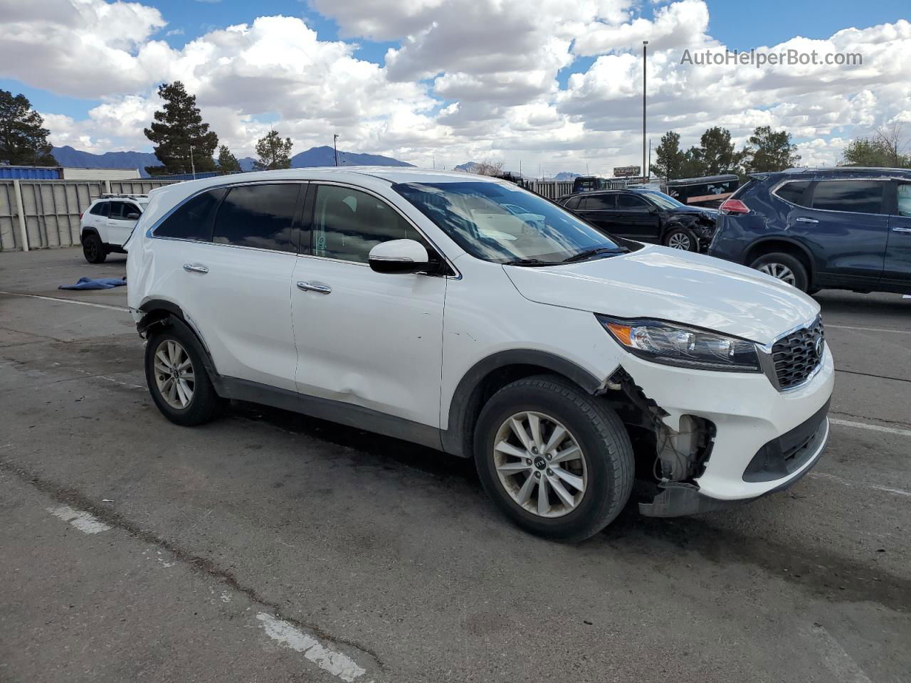 2020 Kia Sorento L White vin: 5XYPG4A32LG690164