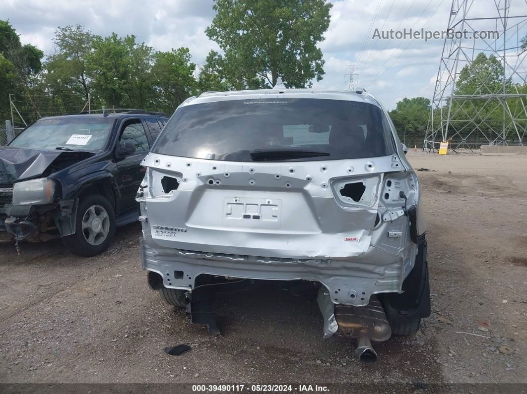 2017 Kia Sorento 2.4l Lx Серебряный vin: 5XYPG4A33HG244192