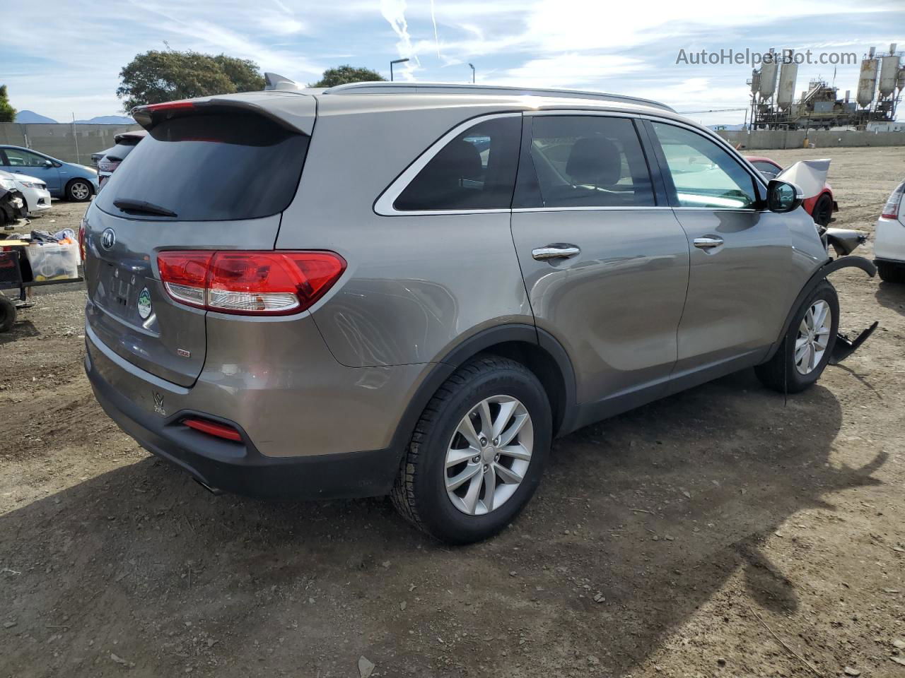 2017 Kia Sorento Lx Gray vin: 5XYPG4A34HG219589