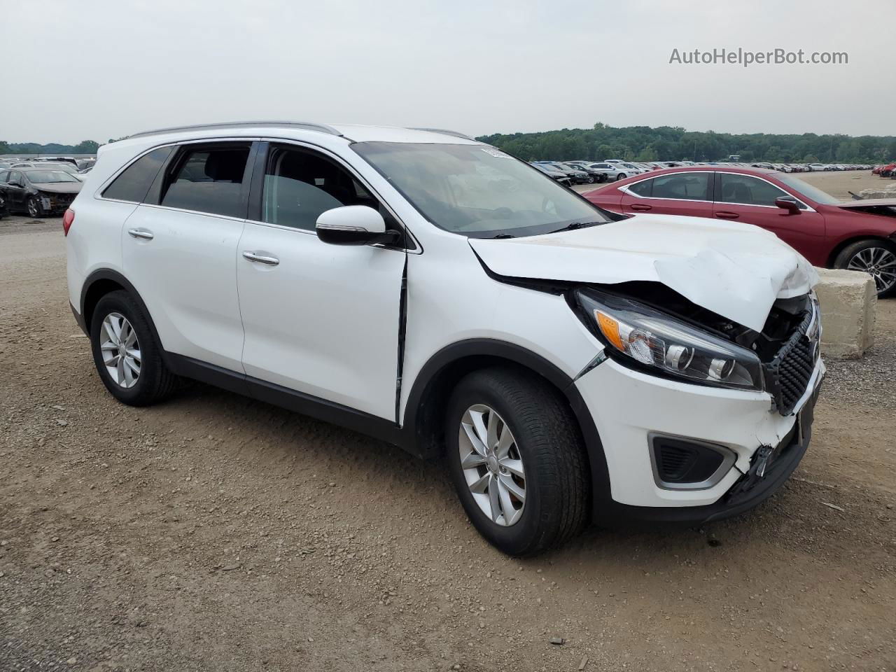 2018 Kia Sorento Lx White vin: 5XYPG4A34JG368381