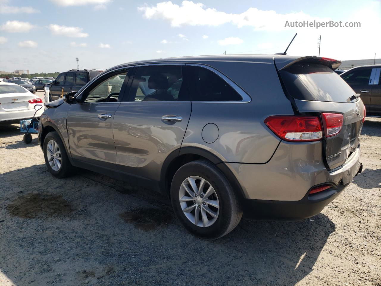 2018 Kia Sorento Lx Gray vin: 5XYPG4A34JG372902