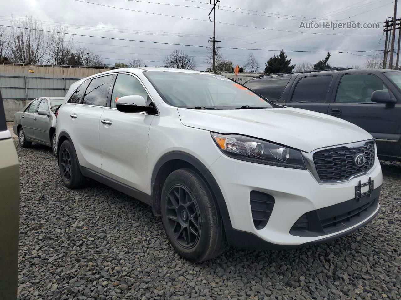 2020 Kia Sorento L White vin: 5XYPG4A34LG678307