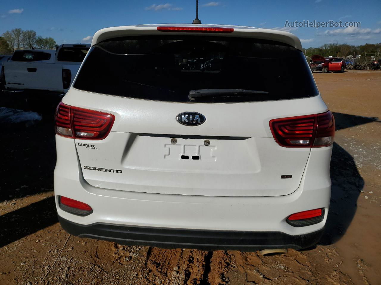 2020 Kia Sorento L White vin: 5XYPG4A34LG685158