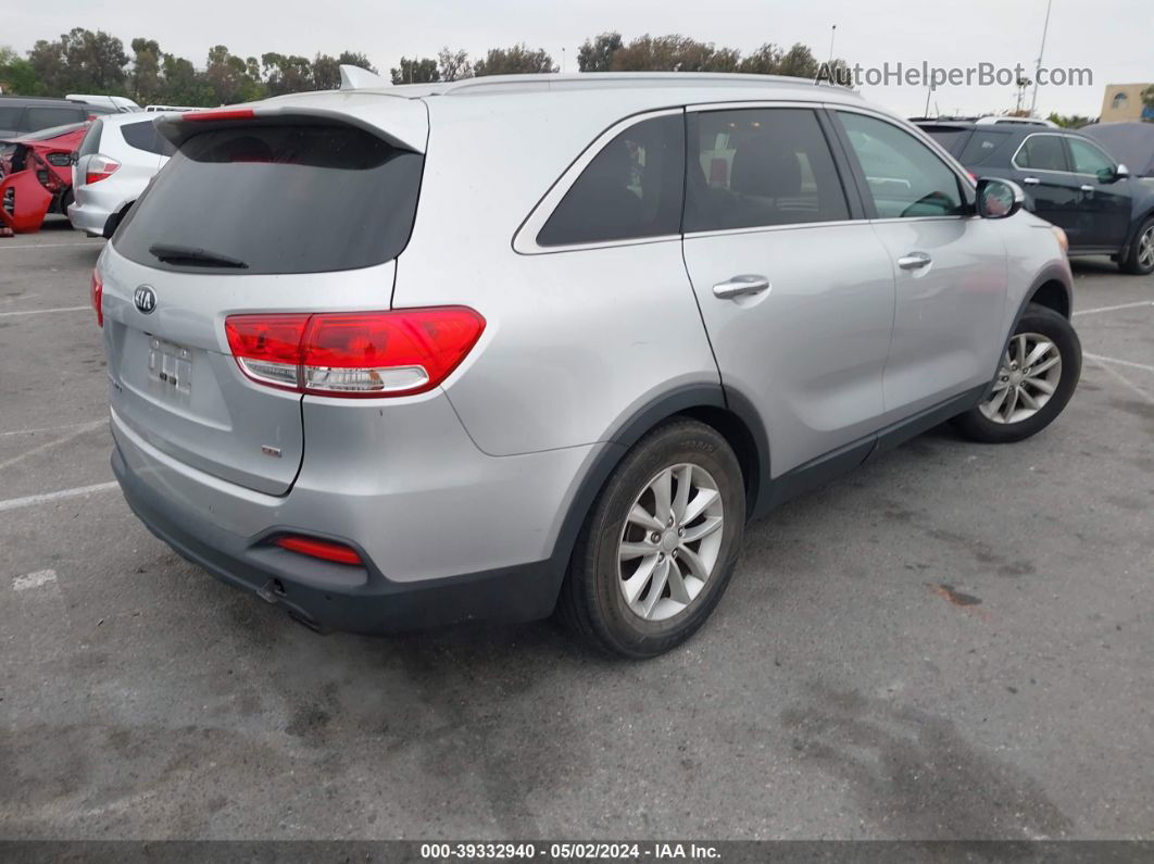 2017 Kia Sorento 2.4l Lx Серебряный vin: 5XYPG4A35HG206236