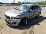 2017 Kia Sorento Lx Серый vin: 5XYPG4A35HG221626