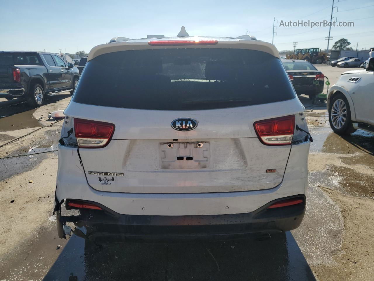 2017 Kia Sorento Lx White vin: 5XYPG4A35HG243335