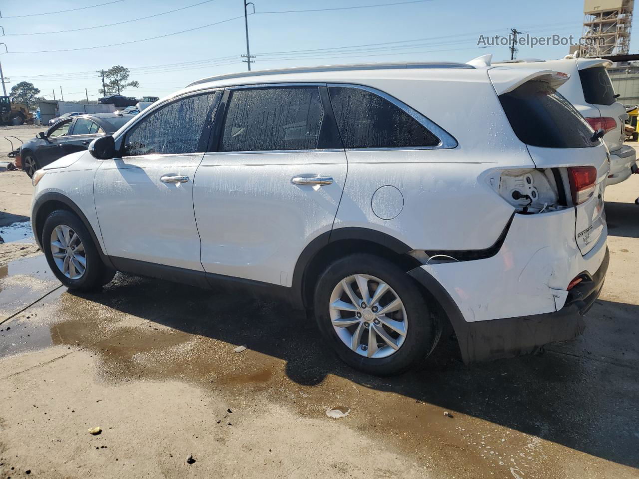 2017 Kia Sorento Lx White vin: 5XYPG4A35HG243335