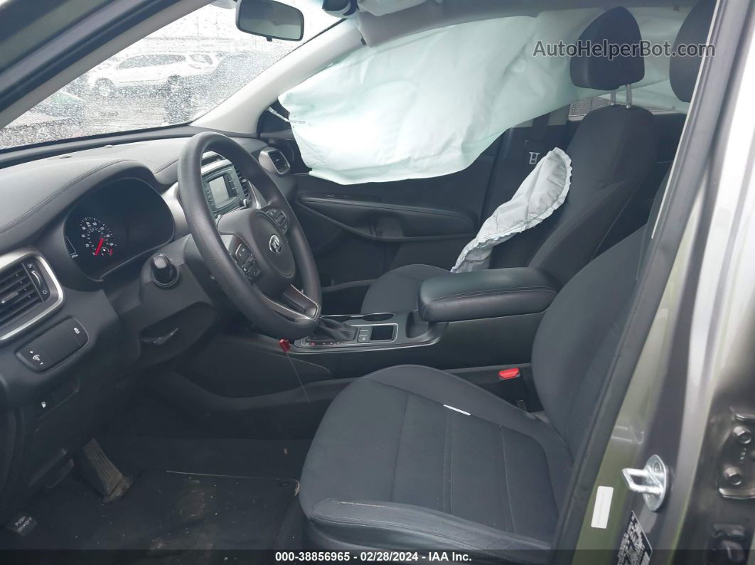 2018 Kia Sorento 2.4l L Серый vin: 5XYPG4A35JG339049