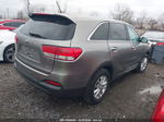 2018 Kia Sorento 2.4l L Серый vin: 5XYPG4A35JG339049