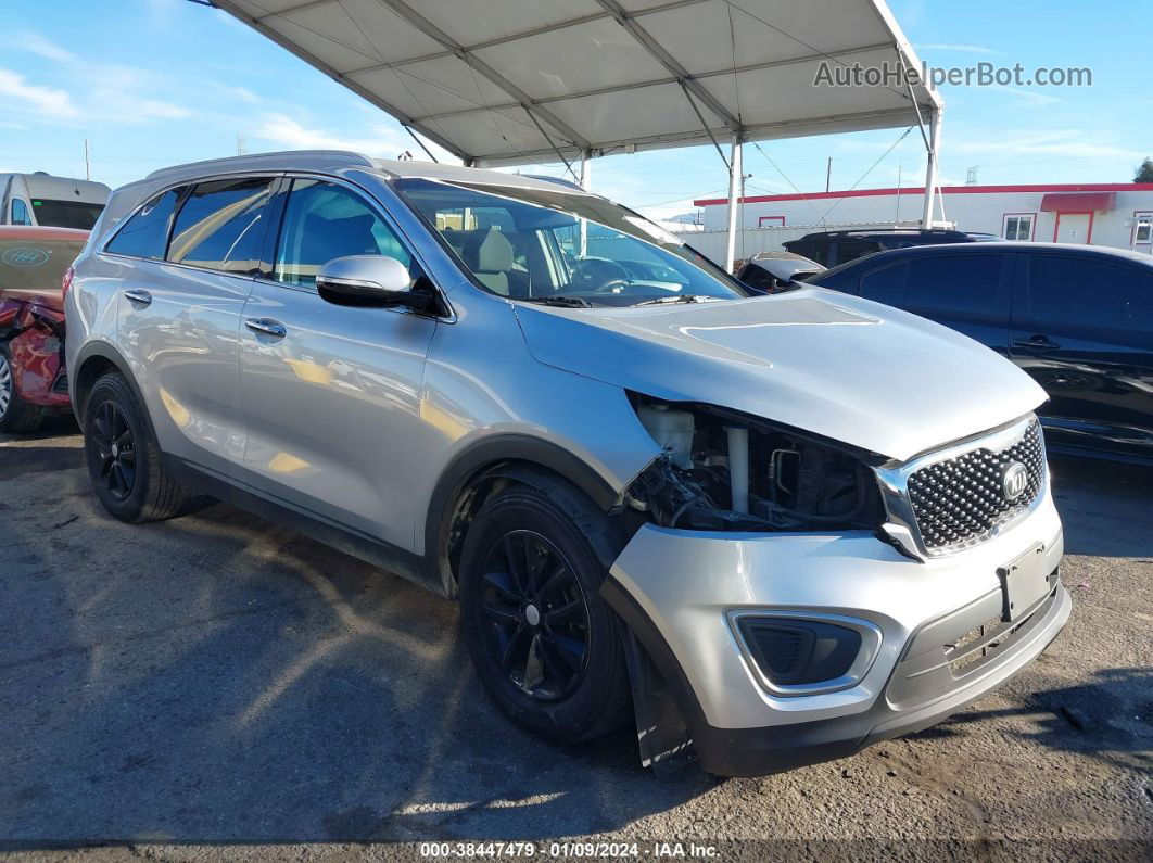 2018 Kia Sorento 2.4l Lx Silver vin: 5XYPG4A35JG345790