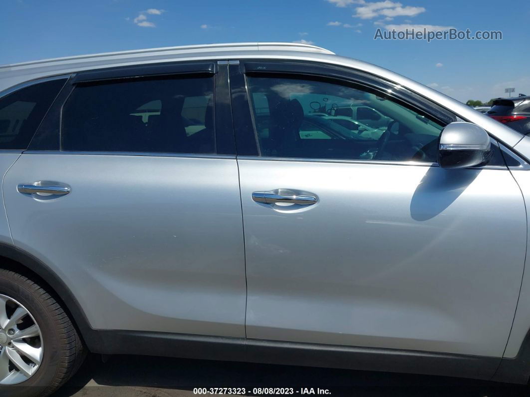 2018 Kia Sorento Lx Silver vin: 5XYPG4A36JG371671