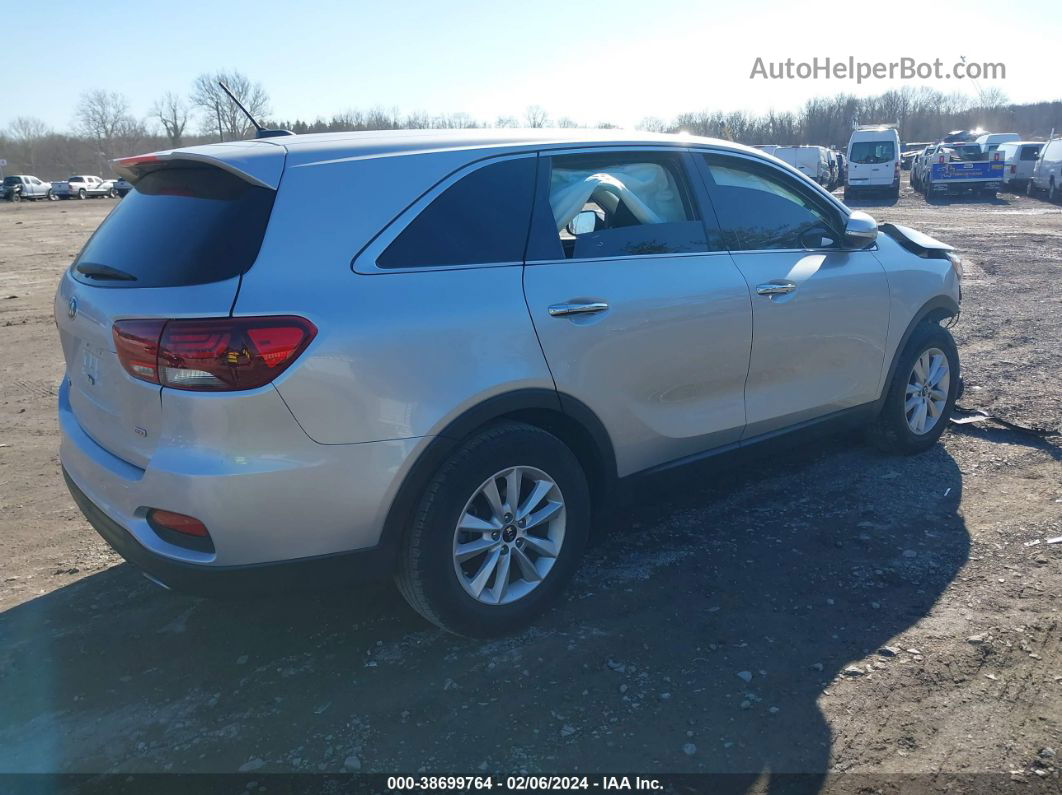 2020 Kia Sorento 2.4l L Серебряный vin: 5XYPG4A36LG638455