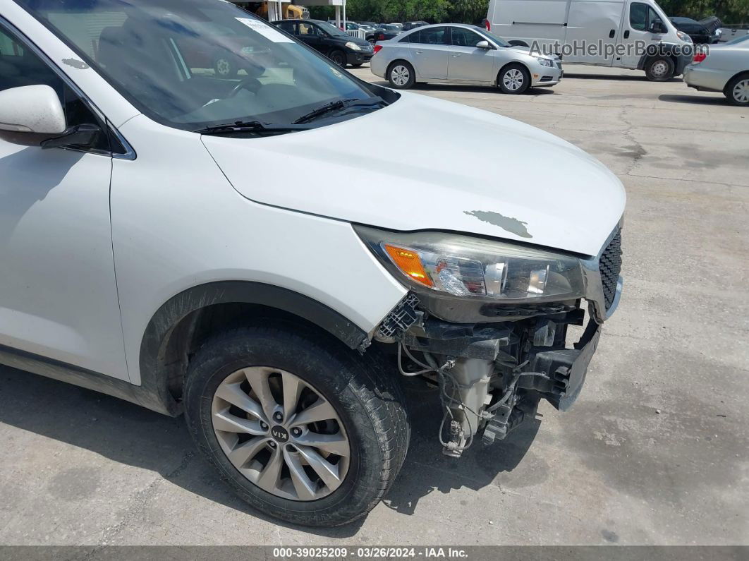 2017 Kia Sorento 2.4l Lx White vin: 5XYPG4A37HG216931