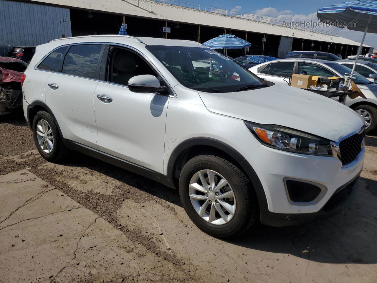 2017 Kia Sorento Lx Белый vin: 5XYPG4A37HG255907