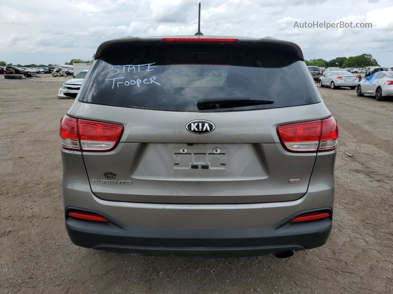 2017 Kia Sorento Lx Серый vin: 5XYPG4A37HG264722