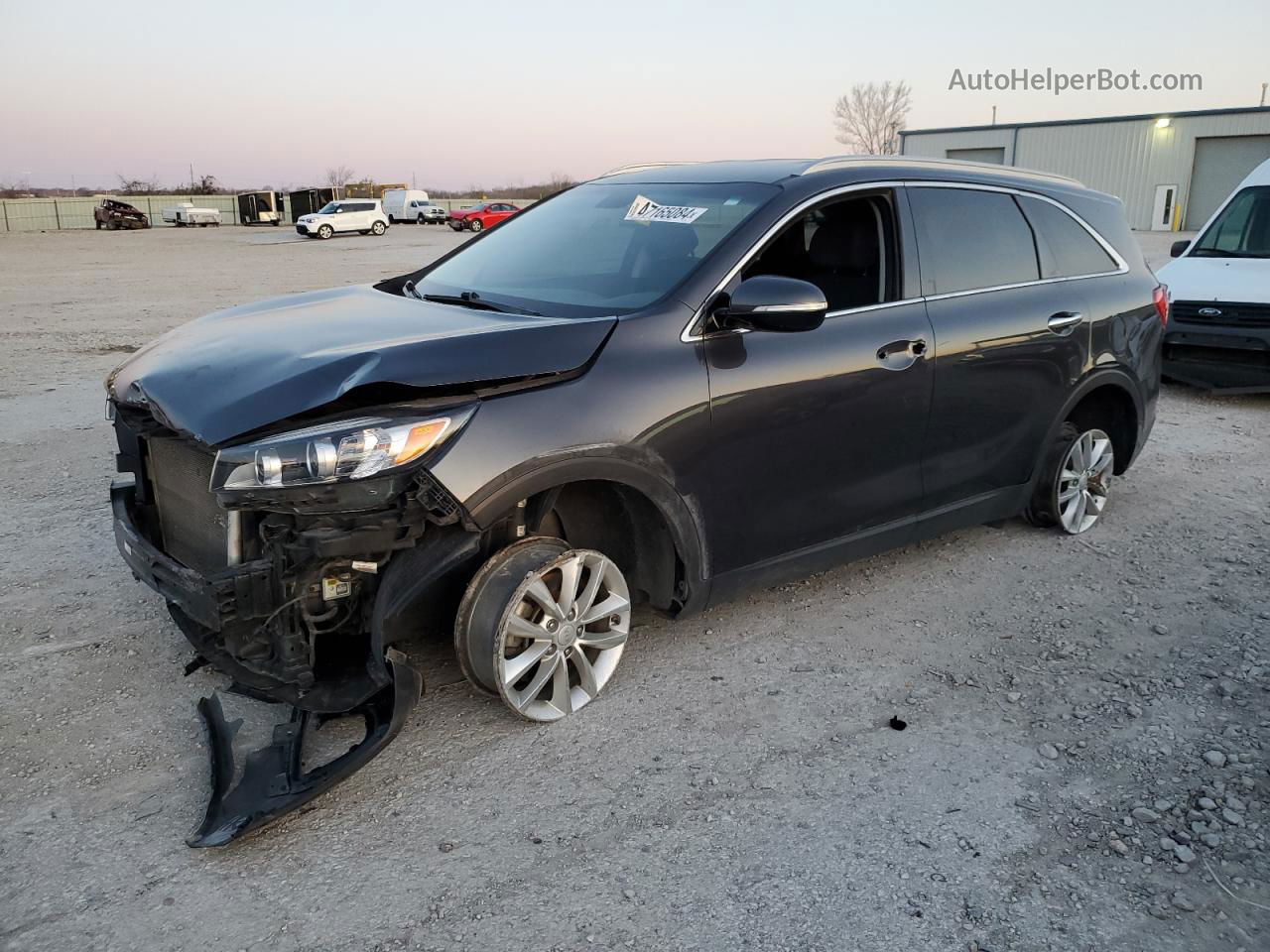 2018 Kia Sorento Lx Gray vin: 5XYPG4A37JG343197