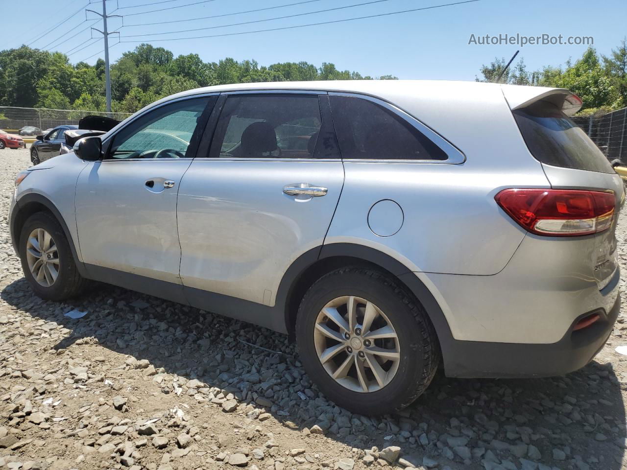 2018 Kia Sorento Lx Silver vin: 5XYPG4A37JG418819