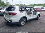 2020 Kia Sorento 2.4l L White vin: 5XYPG4A37LG712420