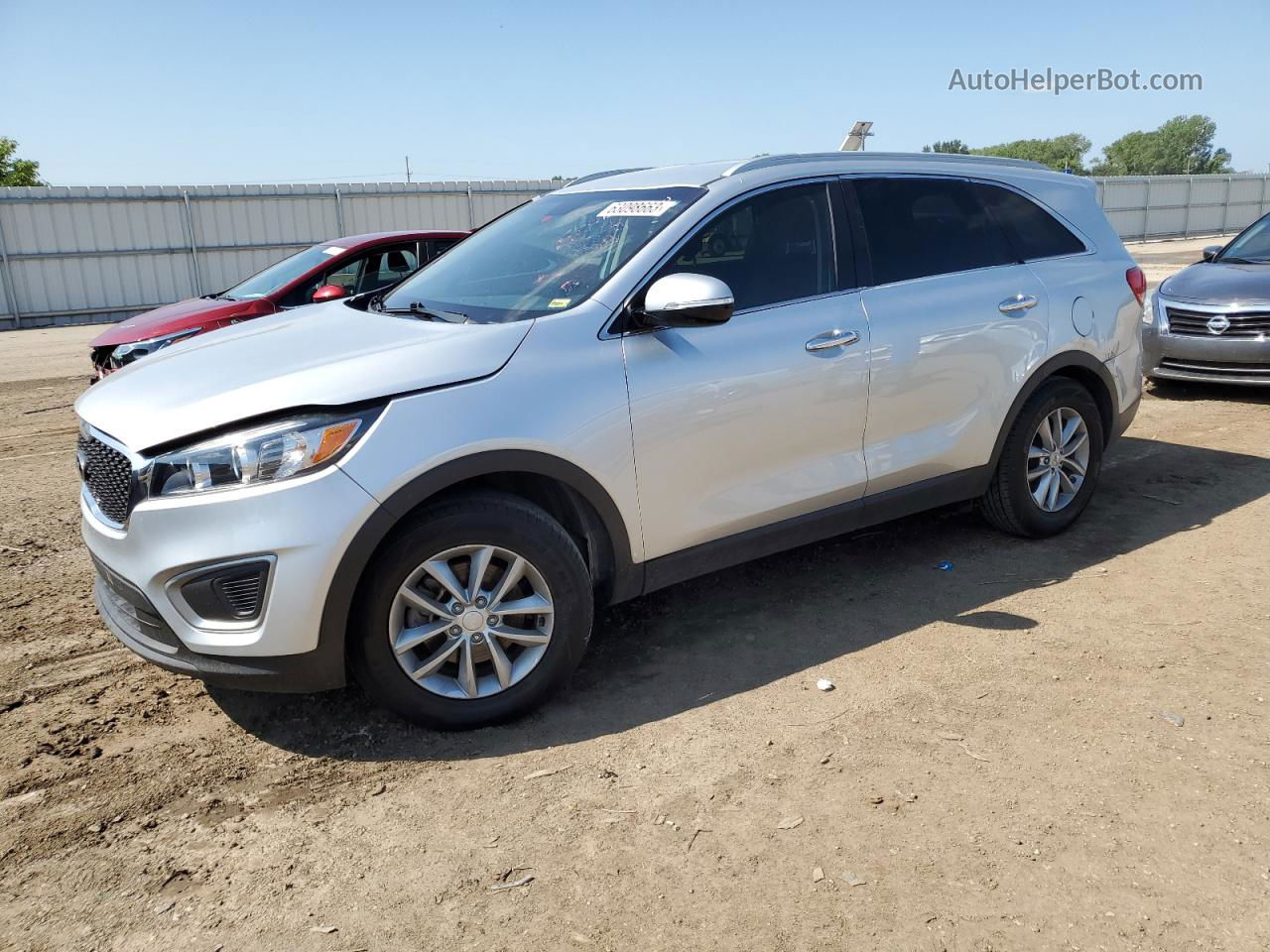 2018 Kia Sorento Lx Silver vin: 5XYPG4A38JG362714