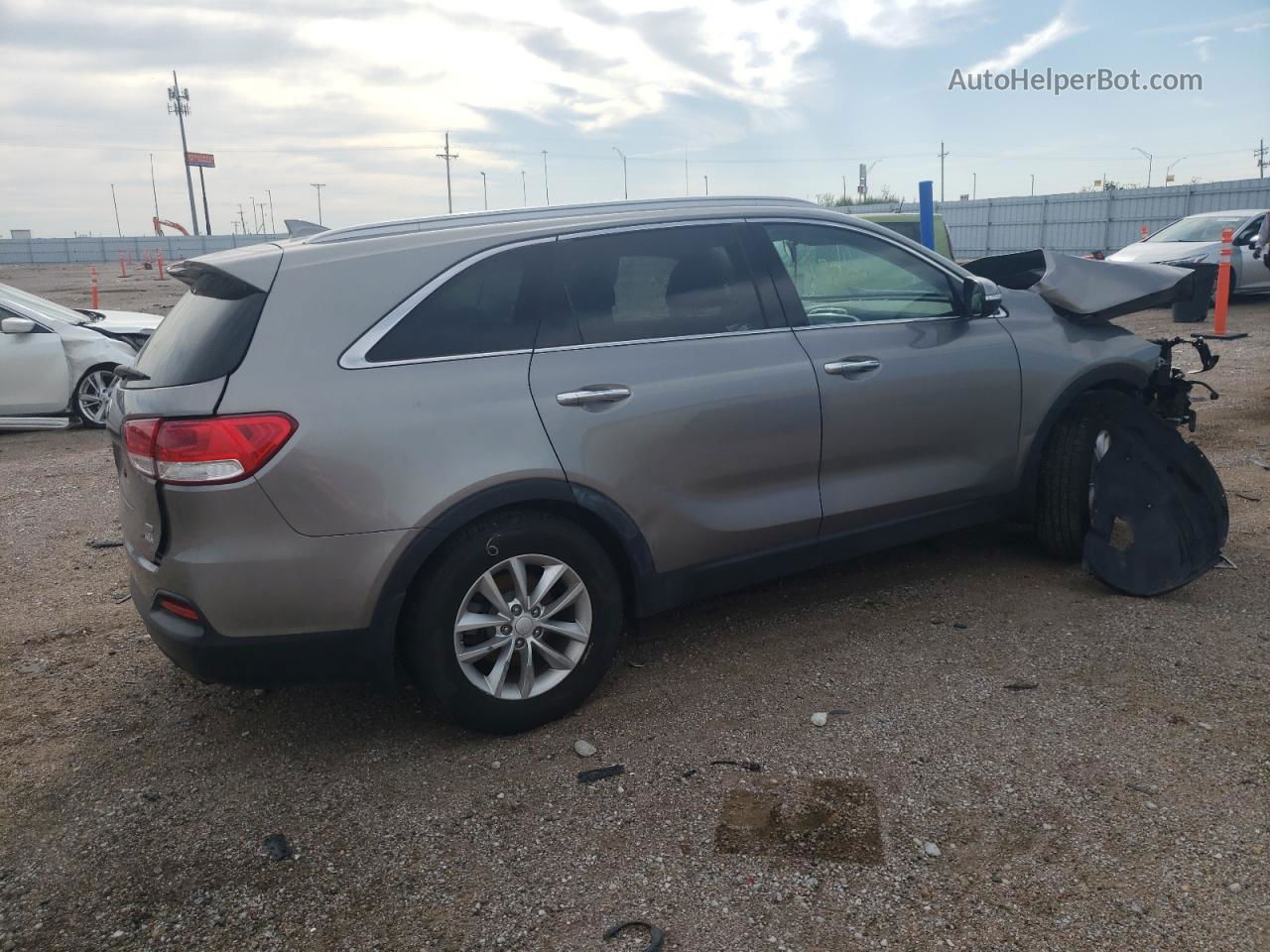 2018 Kia Sorento Lx Серый vin: 5XYPG4A38JG384809