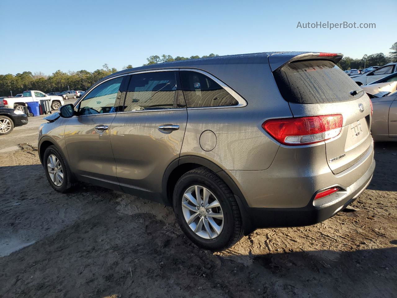 2018 Kia Sorento Lx Gray vin: 5XYPG4A38JG408882