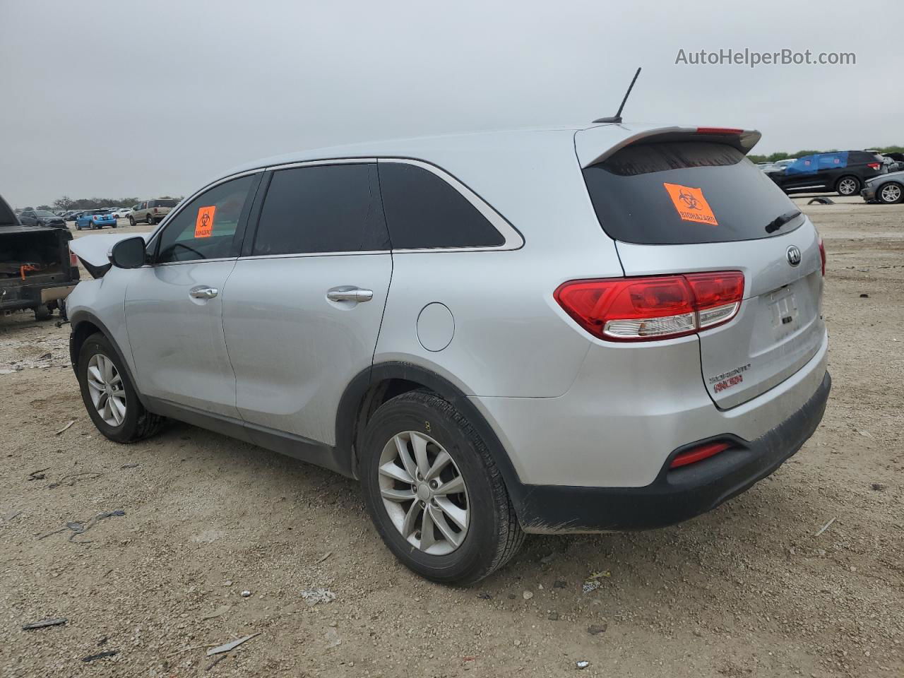 2018 Kia Sorento Lx Silver vin: 5XYPG4A38JG411989