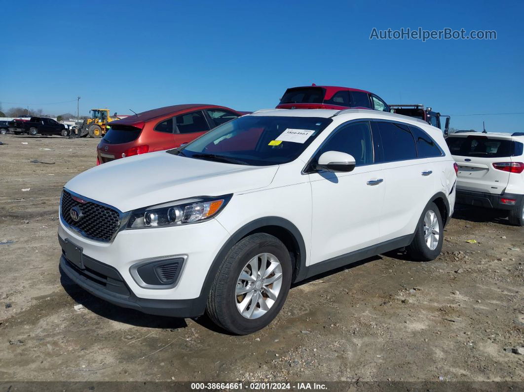 2018 Kia Sorento 2.4l Lx Белый vin: 5XYPG4A38JG413046