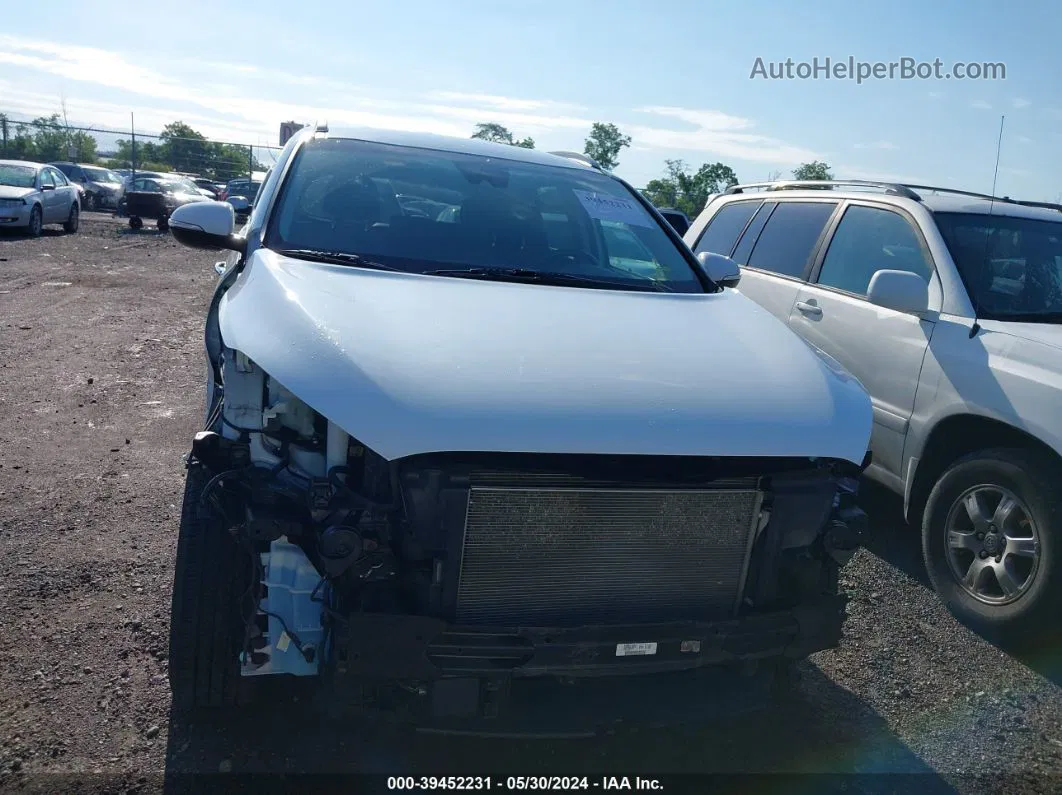 2018 Kia Sorento 2.4l Lx White vin: 5XYPG4A38JG421177