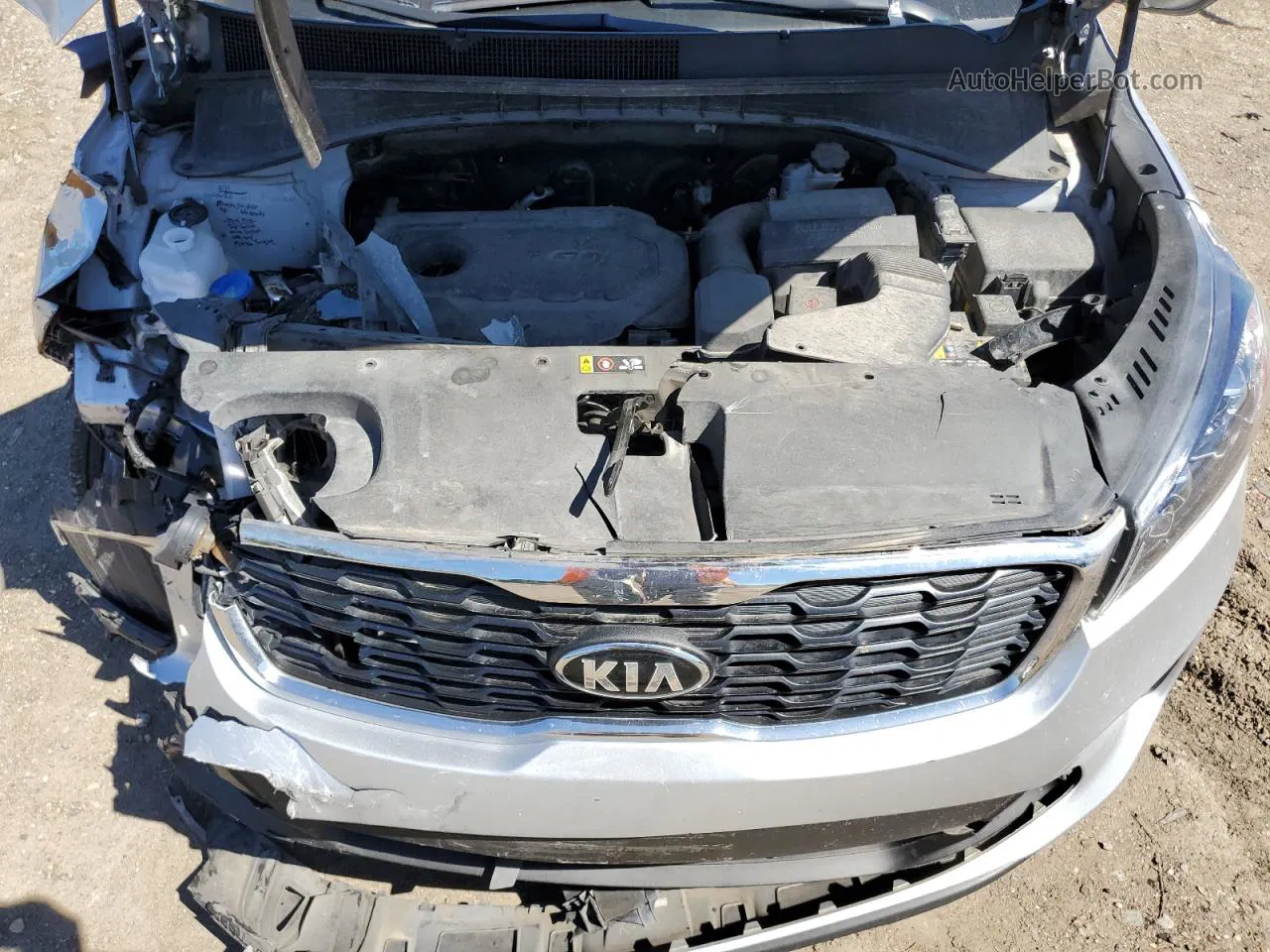 2020 Kia Sorento L Silver vin: 5XYPG4A38LG657055