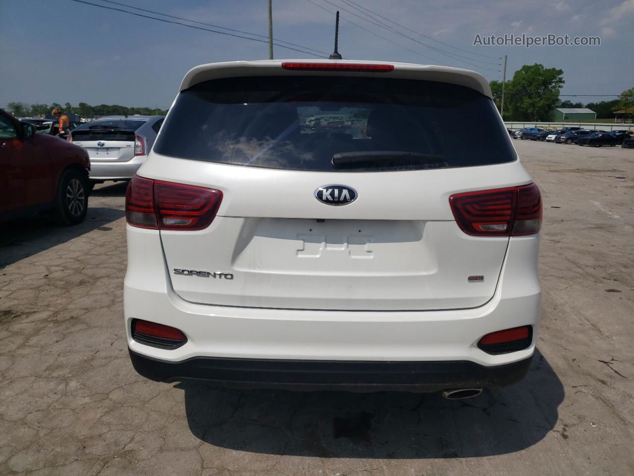 2020 Kia Sorento L White vin: 5XYPG4A38LG686538