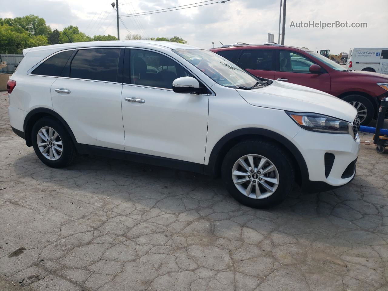 2020 Kia Sorento L White vin: 5XYPG4A38LG686538