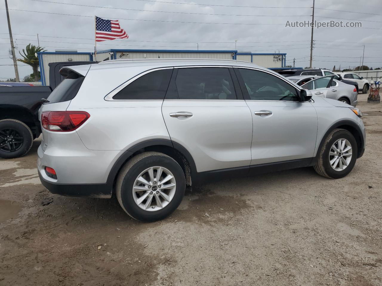 2020 Kia Sorento L Silver vin: 5XYPG4A38LG706979