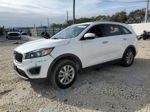 2017 Kia Sorento Lx White vin: 5XYPG4A39HG270392