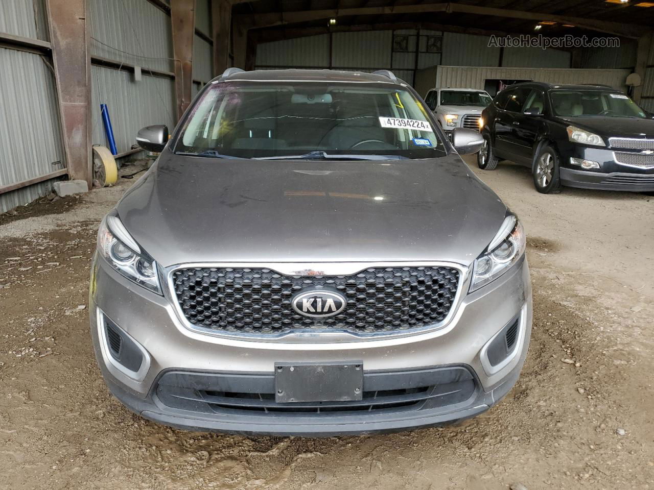 2018 Kia Sorento Lx Silver vin: 5XYPG4A39JG426713