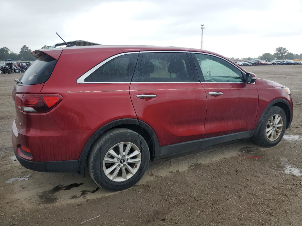 2020 Kia Sorento L Red vin: 5XYPG4A39LG674897