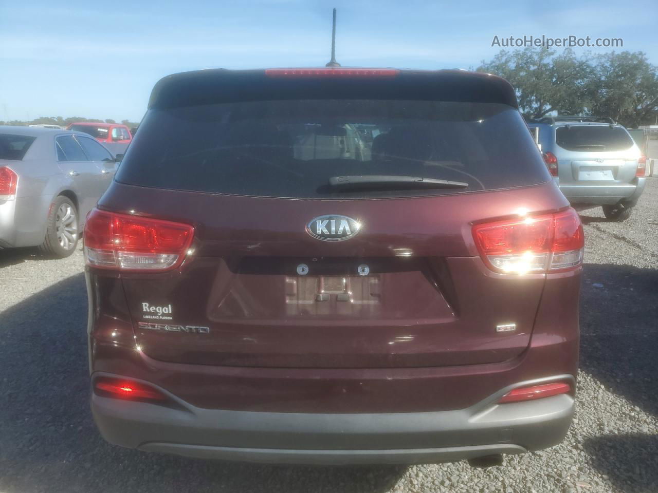 2017 Kia Sorento Lx Burgundy vin: 5XYPG4A3XHG250703