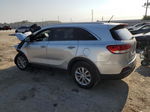 2017 Kia Sorento Lx Silver vin: 5XYPG4A3XHG263645