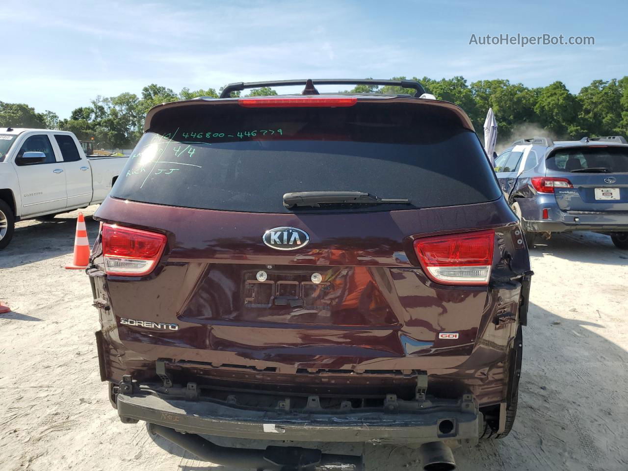 2018 Kia Sorento Lx Maroon vin: 5XYPG4A3XJG408530