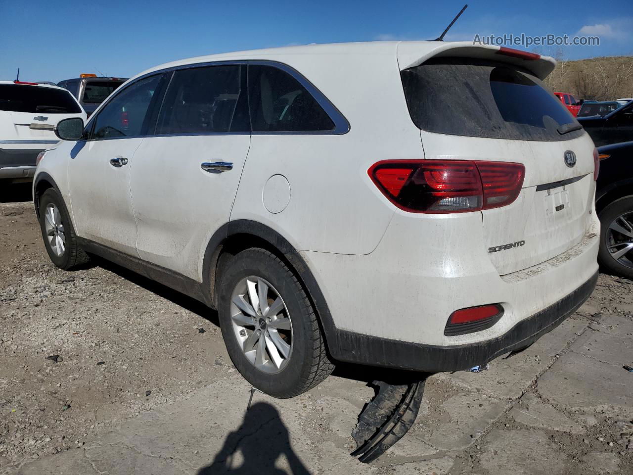 2020 Kia Sorento S White vin: 5XYPG4A52LG625610