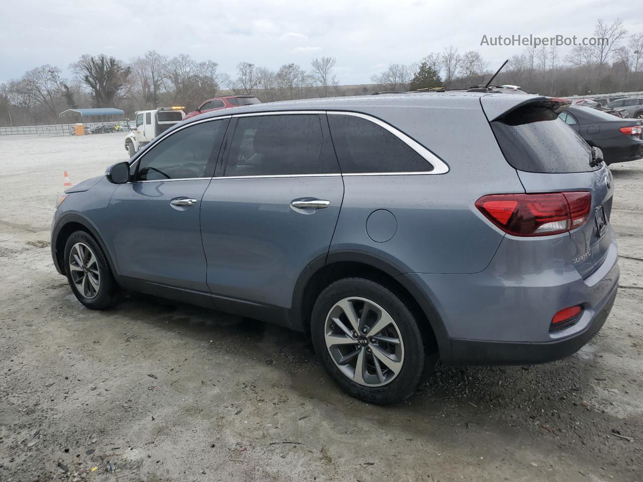 2020 Kia Sorento S Синий vin: 5XYPG4A52LG680039